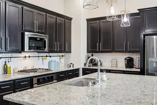 4042 Shackleton Ct, Iowa Colony, TX 77583 - Photo 13