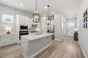 2406 Driftwood Trl, Kemah, TX 77565 - Photo 5