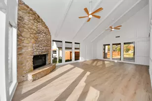 13946 Dolphin Dr, Willis, TX 77318 - Photo 13