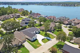 339 W Shore Ln, Montgomery, TX 77356 - Photo 35