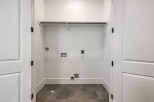 948 Fisher St, Houston, TX 77018 - Photo 21