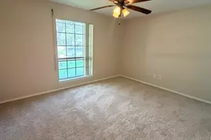 3307 S Peach Hollow Cir, Pearland, TX 77584 - Photo 3