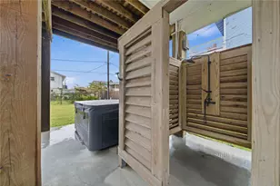 16713 Moby Dick, Jamaica Beach, TX 77554 - Photo 5