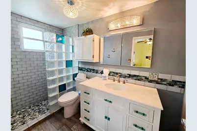 16611 Jolly Roger Road, Jamaica Beach, TX 77554 - Photo 25