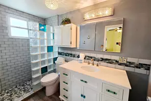 16611 Jolly Roger Rd, Jamaica Beach, TX 77554 - Photo 25