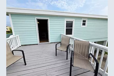 16611 Jolly Roger Road, Jamaica Beach, TX 77554 - Photo 13