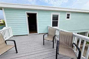 16611 Jolly Roger Rd, Jamaica Beach, TX 77554 - Photo 13