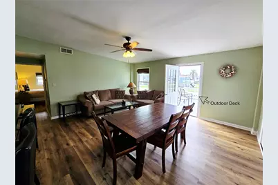 16611 Jolly Roger Road, Jamaica Beach, TX 77554 - Photo 11