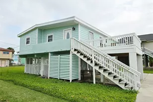 16611 Jolly Roger Rd, Jamaica Beach, TX 77554 - Photo 7