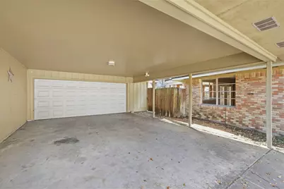 10615 Brinwood Drive, Houston, TX 77043 - Photo 49