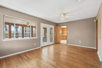 10615 Brinwood Drive, Houston, TX 77043 - Photo 29