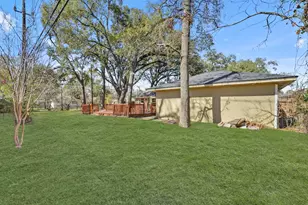 10615 Brinwood Dr, Houston, TX 77043 - Photo 43