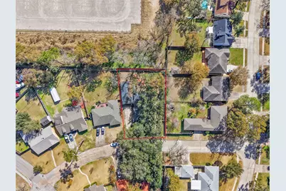 10615 Brinwood Drive, Houston, TX 77043 - Photo 3