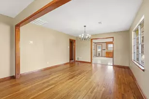 10615 Brinwood Dr, Houston, TX 77043 - Photo 17