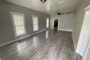 2010 13th St, Port Arthur, TX 77640 - Photo 7