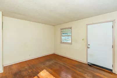 5270 Spencer Drive, Beaumont, TX 77708 - Photo 5