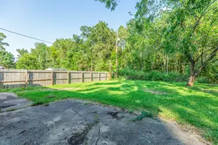 5270 Spencer Dr, Beaumont, TX 77708 - Photo 21