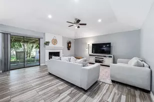 11335 Meadow Joy Dr, Houston, TX 77089 - Photo 5