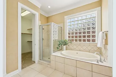 13331 Brentonwood Lane, Houston, TX 77077 - Photo 23