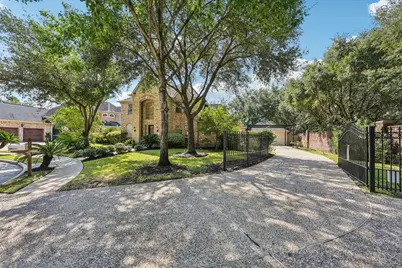 13331 Brentonwood Lane, Houston, TX 77077 - Photo 41
