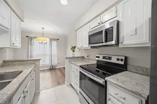 10336 Briar Forest Dr, Houston, TX 77042 - Photo 5