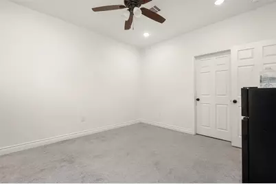9729 Fabiola Drive, Houston, TX 77075 - Photo 13