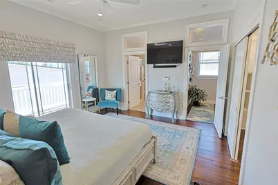 2611 Avenue Q, Galveston, TX 77550 - Photo 11