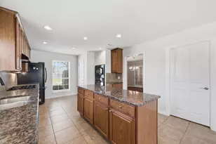 2303 Casa Grande Dr, League City, TX 77573 - Photo 13