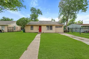 6314 Crestville St, Houston, TX 77033 - Photo 1