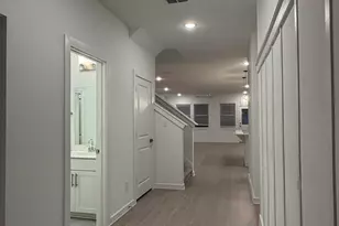 4715 Bay Vista Dr, Baytown, TX 77523 - Photo 7