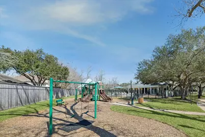 3903 Southern Bend, Missouri City, TX 77459 - Photo 19