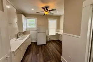 1403 14th St, Huntsville, TX 77340 - Photo 7