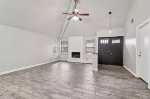 11306 Bayou Pl Ln, Houston, TX 77099 - Photo 5
