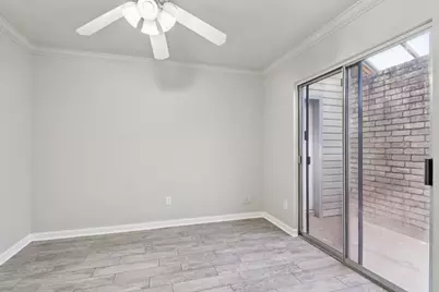 11306 Bayou Place Lane, Houston, TX 77099 - Photo 17