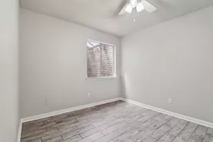 11306 Bayou Pl Ln, Houston, TX 77099 - Photo 19