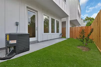 5721 White Magnolia Street, Houston, TX 77091 - Photo 27
