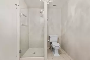 14655 Champion Forest Dr, Houston, TX 77069 - Photo 23