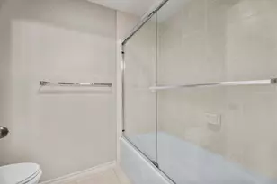 14655 Champion Forest Dr, Houston, TX 77069 - Photo 29