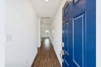 408 Gabriels Bluff Drive, Georgetown, TX 78626 - Photo 5