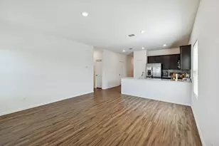 408 Gabriels Bluff Dr, Georgetown, TX 78626 - Photo 13