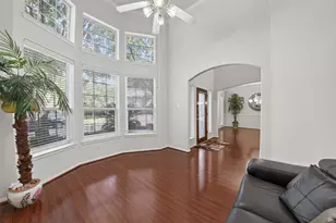 7907 Swan Hollow Ct, Houston, TX 77041 - Photo 5