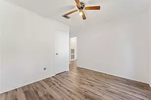 9723 Cedar Bluff Dr, Houston, TX 77064 - Photo 25