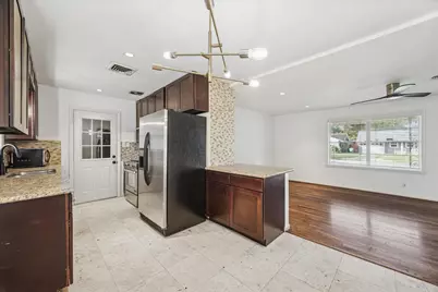 4913 Nina Lee Lane, Houston, TX 77092 - Photo 7