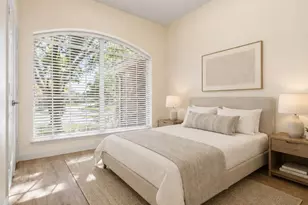 8823 Saratoga Dr, Sugar Land, TX 77479 - Photo 11