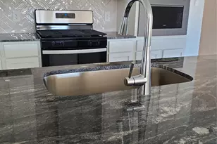 2940 Needham Gdn Ln, Houston, TX 77051 - Photo 7