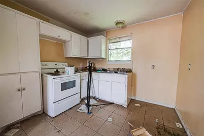 3113 1/2 Anita Street #A B C, Houston, TX 77004 - Photo 7