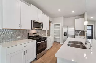 29210 Farmhouse Ests Dr, Waller, TX 77484 - Photo 3