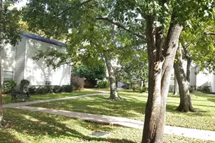 9809 Richmond Ave, Houston, TX 77042 - Photo 13