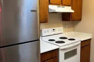 9809 Richmond Ave, Houston, TX 77042 - Photo 11