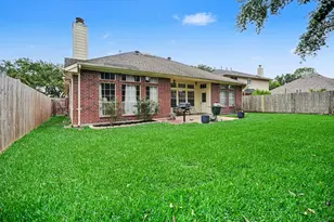 115 Island Breeze Cir, League City, TX 77573 - Photo 29